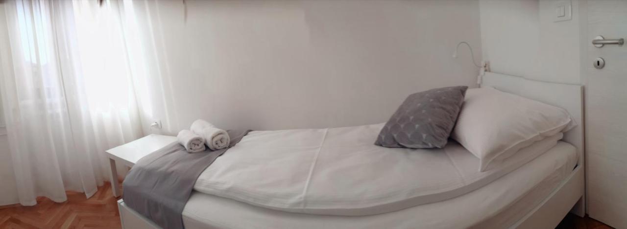 Apartments B&M Sežana المظهر الخارجي الصورة